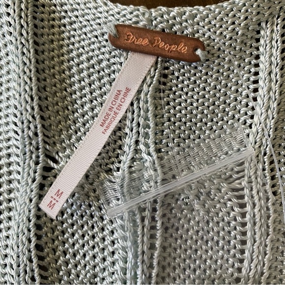 Free People Women's Light Green Knit Button-Down Tank Crop Top Size M $78 MSRP - Picture 6 of 9